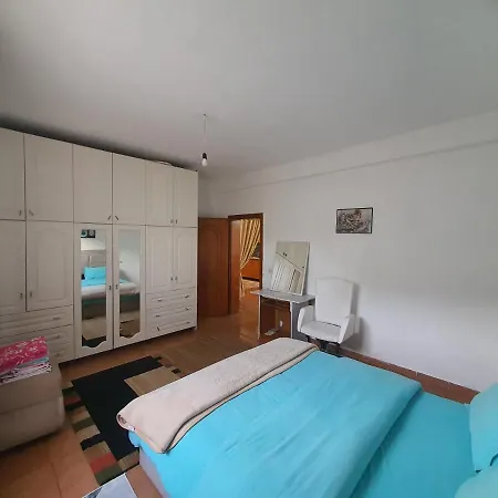 Holiday home Spacious House With A Big Garden And Fire Pit