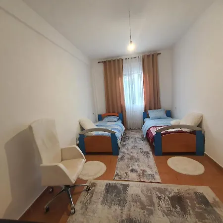 Σπίτι διακοπών Spacious House With A Big Garden And Fire Pit *