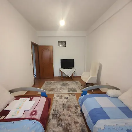 Σπίτι διακοπών Spacious House With A Big Garden And Fire Pit